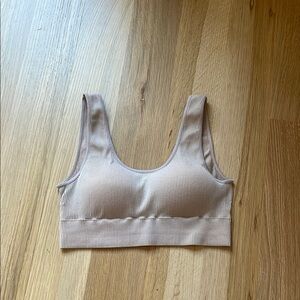 NWOT - Gapbody Sports Bra